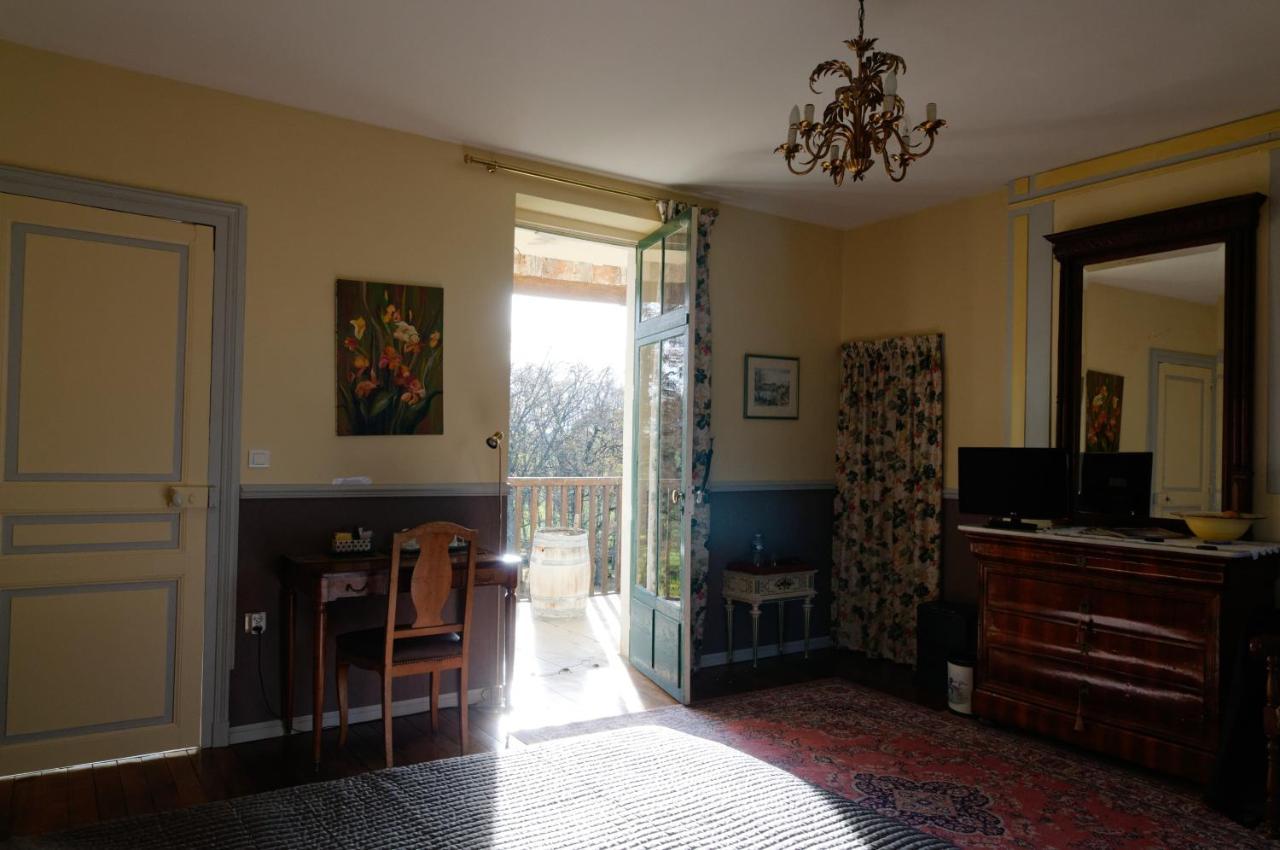 Chateau Le Barreau - Chambres D'Hotes Chemilly-sur-Yonne Δωμάτιο φωτογραφία
